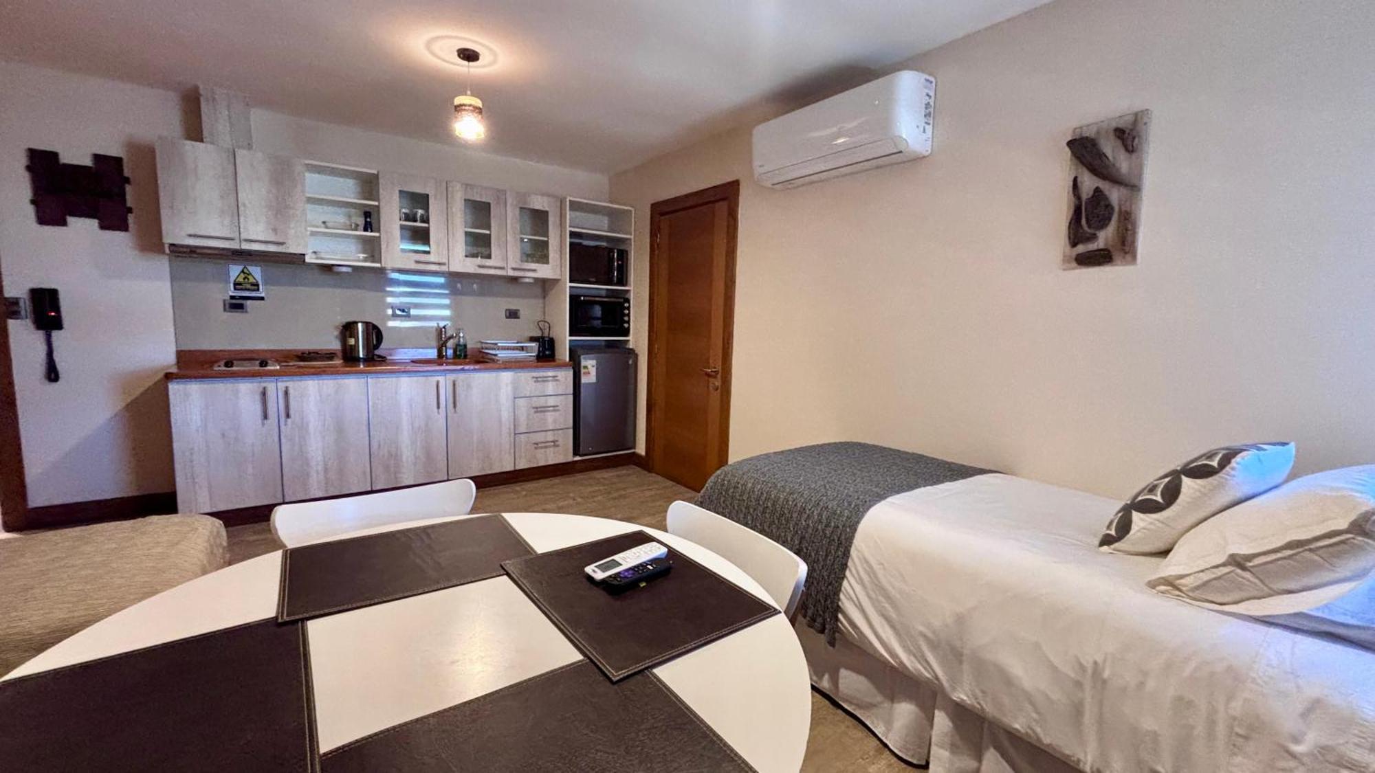 Entre Cumbres Hotel&Apart Hotel Coyhaique Bagian luar foto