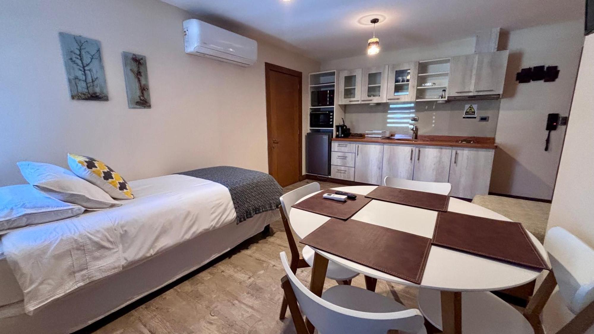 Entre Cumbres Hotel&Apart Hotel Coyhaique Bagian luar foto