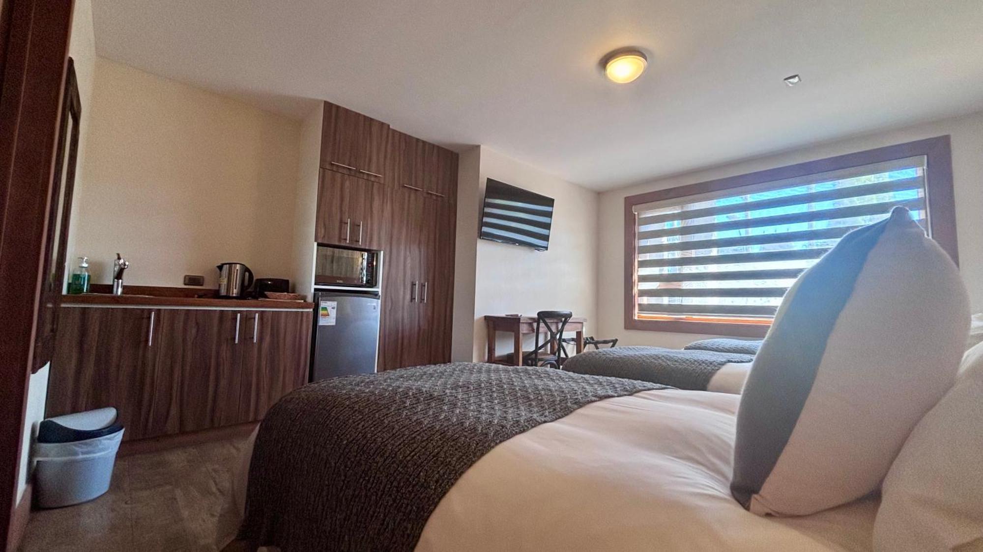 Entre Cumbres Hotel&Apart Hotel Coyhaique Bagian luar foto
