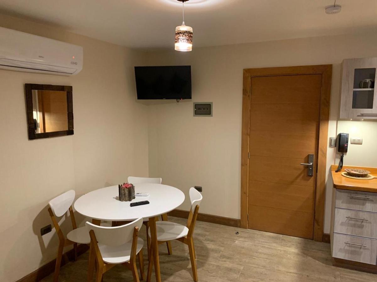 Entre Cumbres Hotel&Apart Hotel Coyhaique Bagian luar foto